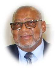Photo of Simon McRae - Business Manager Asst Treasurer